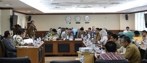 Rapat dengar pendapat Komite I DPD RI membahas hasil pengawasan atas pelaksanaan Undang-Undang Nomor 23 Tahun 2014 tentang Pemerintahan Daerah, khususnya masalah batas wilayah administrasi, bertempat di Ruang Rapat Komite I Senayan Jakarta, Rabu (27/1).(Ist)