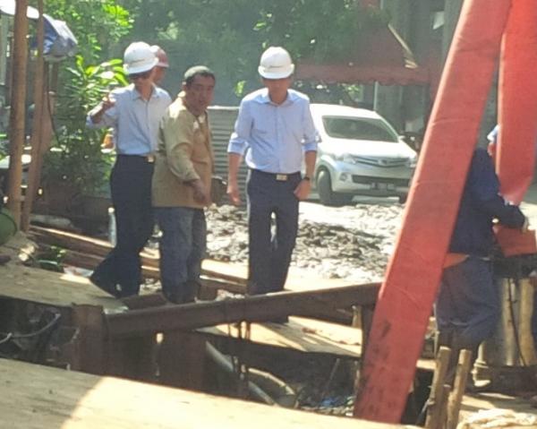 Presiden Direktur Pertagas Hendra Jaya sedang inspeksi ke lokasi proyek MK-MT di Lodan Ancol (Ist)