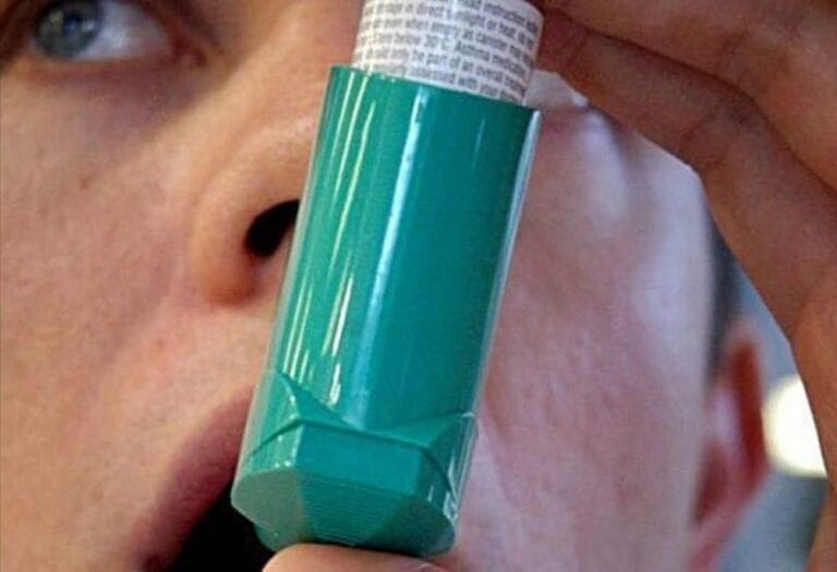 AWAAAS…! Pengidap Alergi Pernafasan Berisiko Efek Samping Suntikan Vaksin