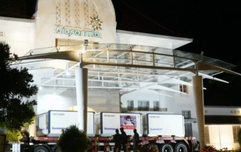 DARI MANA…? Bio Farma Terima 15 juta Dosis Bahan Baku Vaksin COVID-19