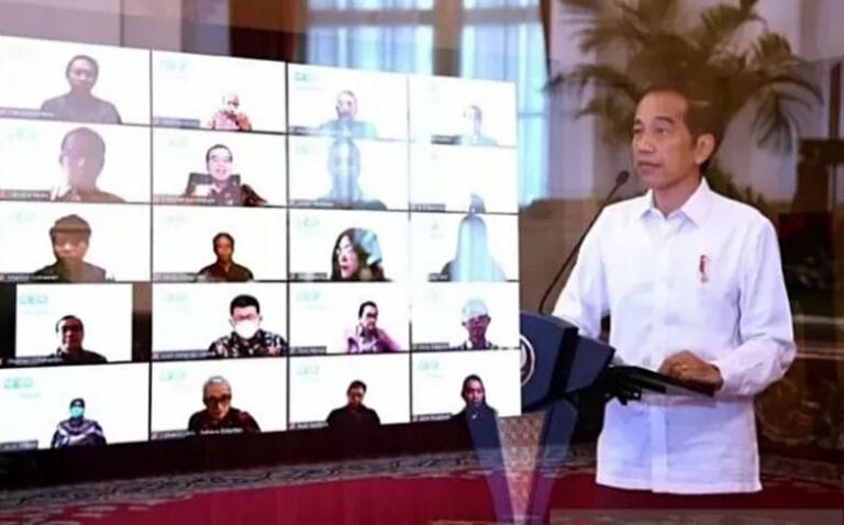 PECUUUUT…! Presiden Jokowi Minta Para CEO Kolaborasi Dengan Petani