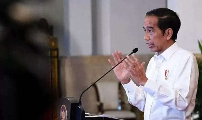 BISA GAK…! Presiden Ajak Industri Manfaatkan Teknologi Digital