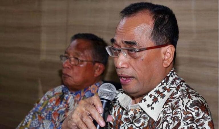 TERTIB YA GAEEZ…! Mulai 5 Februari 2021, Naik Bus Umum Harus Dites Covid-19