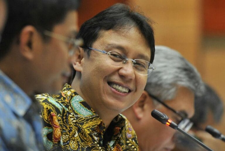 AWAAAAS…! Menkes Targetkan Vaksinasi Covid untuk Tenaga Kesehatan Selesai Akhir Februari