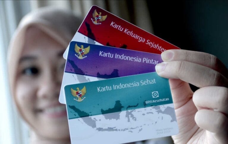 BURUAN GAEEEZ…! Pemerintah Cari 1 Juta Siswa, Dibiayai dalam Program KIP Kuliah 2021