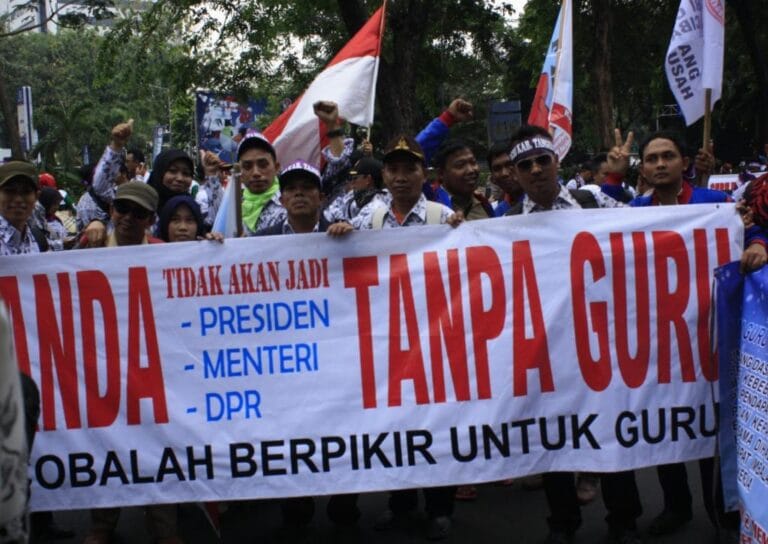 RUGIKAN HONORER….! Nadiem Mengecewakan, Guru Honorer: Pendidikan Harus Diurus Praktisi Pendidikan