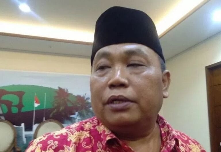 BENER BANGET…! Arief Poyuono: Ini Demi Kepentingan Bangsa Dan Negara, Pak Jokowi Harus Legowo 3 Periode
