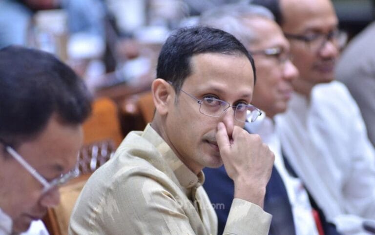 JANGAN TELAT GAEEZ…! Kemendikbud Sediakan UKT Hingga Rp 12 Juta, Ini Batas Waktu Daftarnya