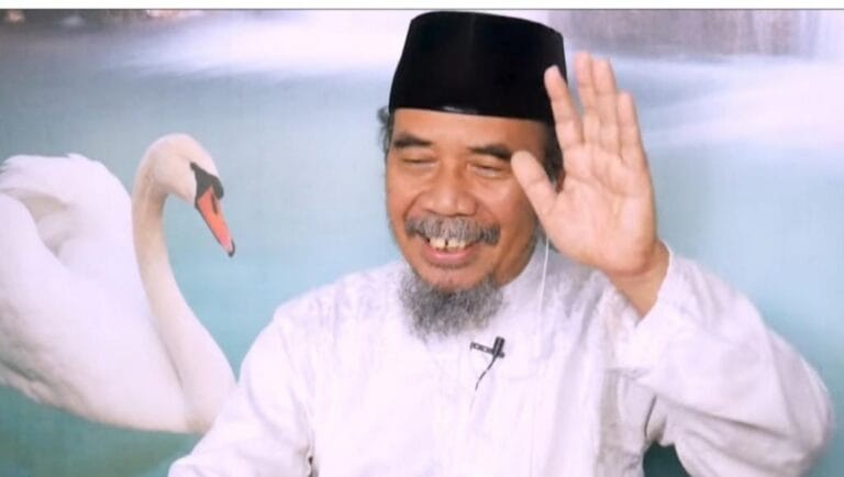 Obituari 40 Hari Prie GS: Angsa Putih Itu Telah Pergi