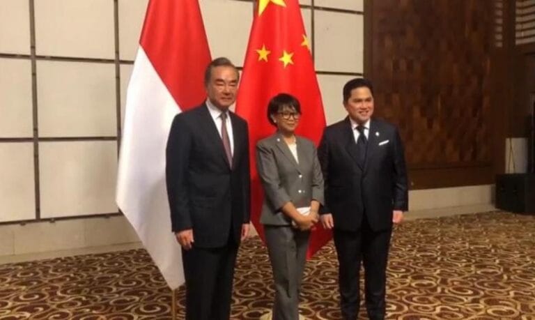 PANTESAN TERORIS NGAMUK…! China Siapkan Investasi USD5 Miliar Untuk Industri Baterai Listrik