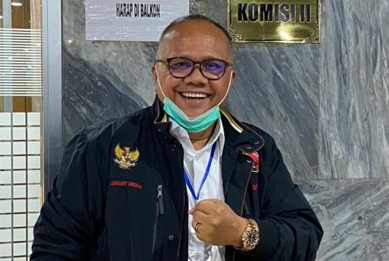 SIKAAAT…! Mafia Tanah di Riau Beringas, Junimart Girsang: Ada Empat Kardus Laporan Masyarakat