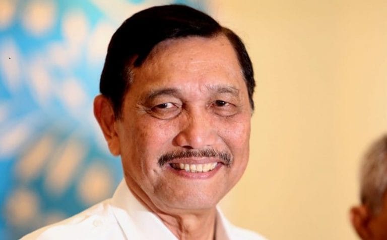 MANTAAAP…! Menko Luhut Minta PNS Kerja Dari Bali: Semuanya Dibayarin Negara!