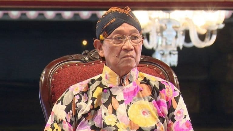 AYO SEMUA…! Sultan Wajibkan Instansi-Swasta di DIY Putar ‘Indonesia Raya’ Tiap Pagi