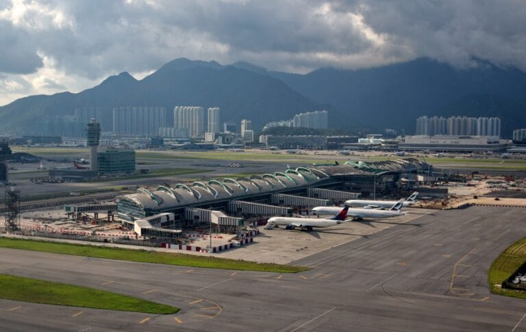 WADUH…! Hong Kong Larang Masuk Semua Penumpang Penerbangan dari Indonesia