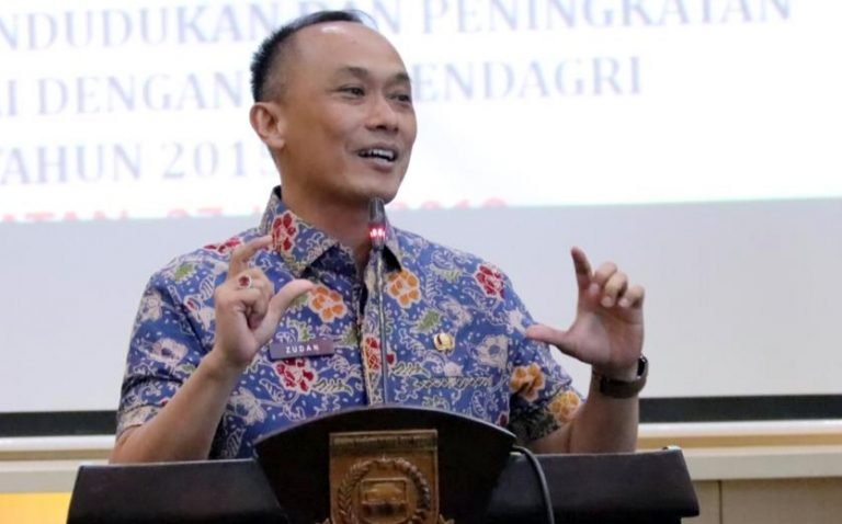 CATAT NIH…! Kemendagri Tegaskan Bikin KTP dan Urus Dokumen Kependudukan Tidak Perlu Sertifikat Vaksinasi Covid-19