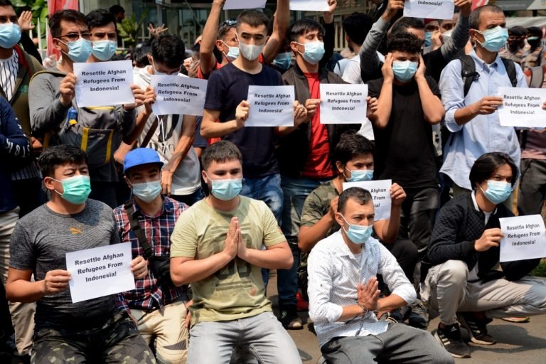 PBB KOQ LAMBAT…! Pengungsi Afganistan Di Indonesia Meminta Hak Resettlement Pada UNHCR