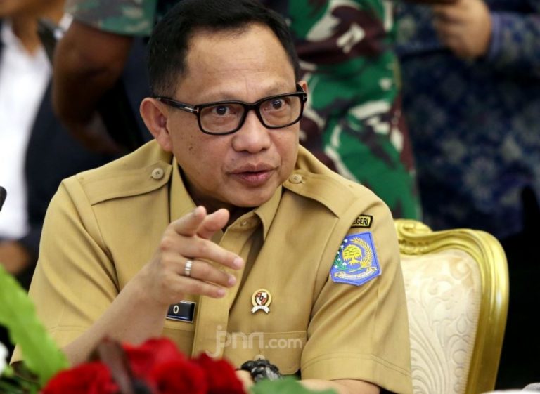ADA APA…? Lantang Mendagri Tito di DPR, Tak Setuju Waktu Pelaksanaan Pilpres 2024 Yang Disebut KPU