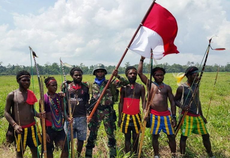 Harga Dari Sebuah Gunung Mas Di Papua