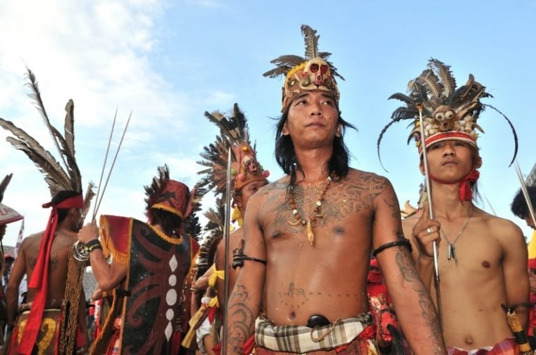 JANGAN LAMBAT…! Sekjen Dayak International Tegaskan Tambang Bauksit Ilegal di Tayan: Tangkap Aseng dan Haidar Mubarak!
