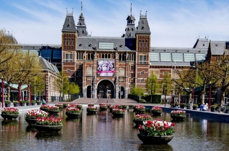 KEREN BANGET..! Cabut Pembatasan Covid-19, Belanda Jadi Negara Terbaru yang Kembali Hidup Normal