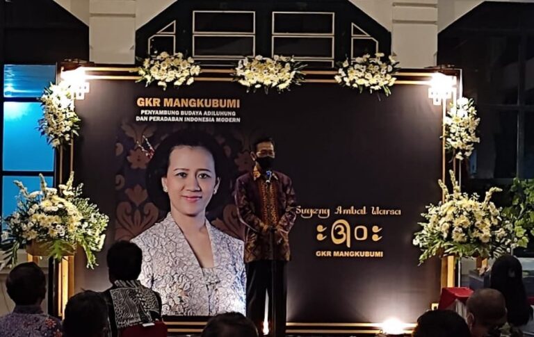 INSPIRATIF MAAAS…! Hadiri HUT GKR Mangkubumi di Yogjakarta, Kepala BPIP Jadikan Teladan Jaga Budaya Bangsa