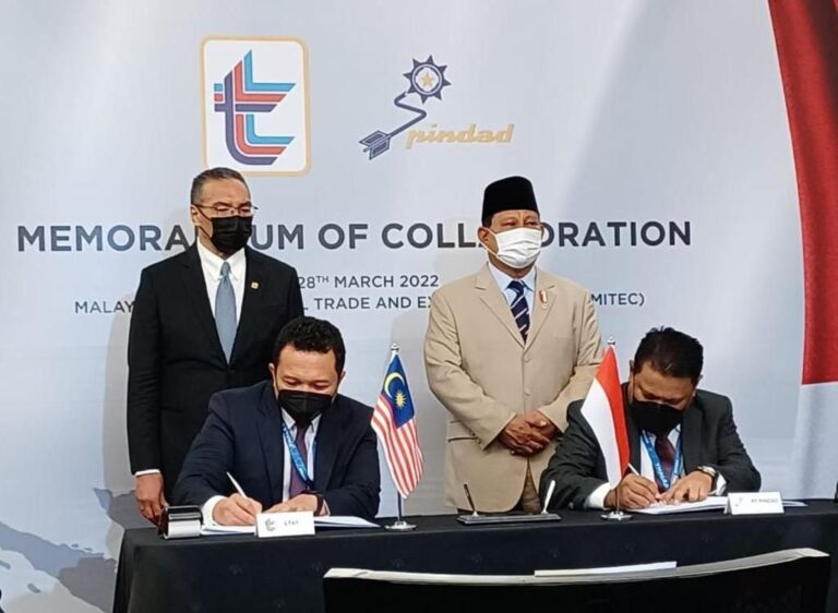 SEMAKIN KUAT…! Menhan Saksikan Penandatanganan Kerjasama DEFEND.ID dalam DSA dan NASEC ASIA 2022 Malaysia