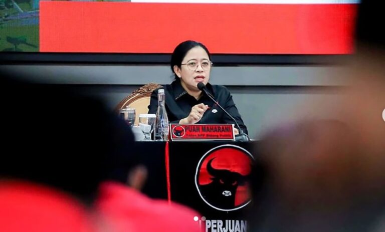 KASIHAN YANG LAINNYA NIH…! Megawati Beri Sinyal Capreskan Puan Maharani