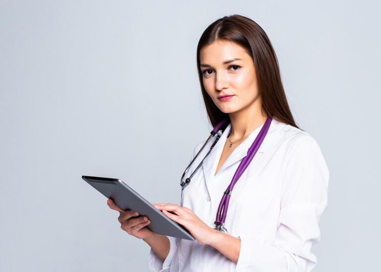 JANGAN DITUNDA…! Pemerhati Desak Revisi UU Kedokteran, Tak Lazim IDI Sebagai Organisasi Tunggal!