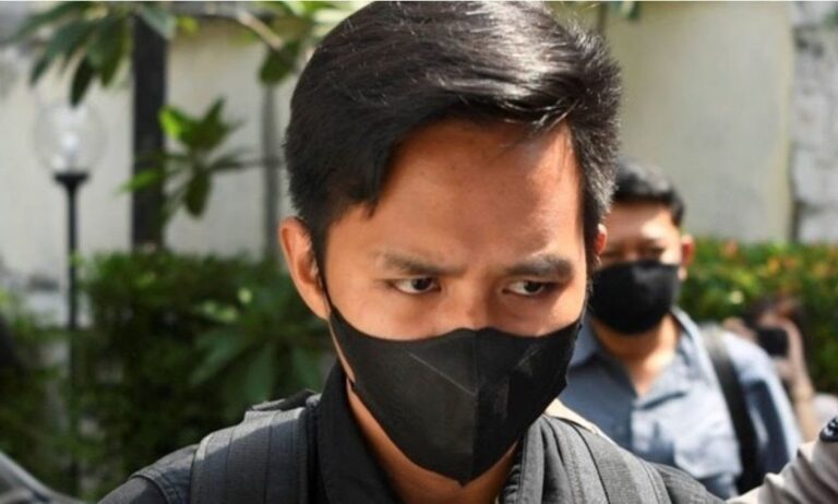 MAKIN JELAS GAEZ…! Begini Kronologi Pembunuhan Brigadir J Versi Kesaksian Bharada E: Ada Perintah Menembak