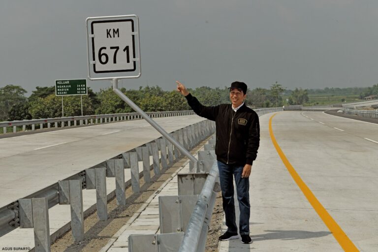 HANYA JOKOWI YANG BISA GINI..! Ini Daftar Jalan Tol Baru yang Dibuka Akhir 2022
