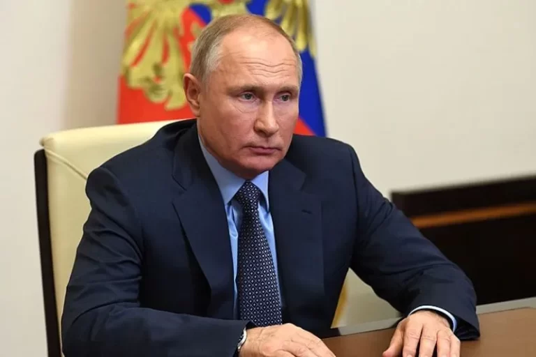 UKRAINA BEBEK LUMPUH…! Putin Tanda Tangani Dekrit Untuk Ambil Alih PLTN Zaporizhzhia