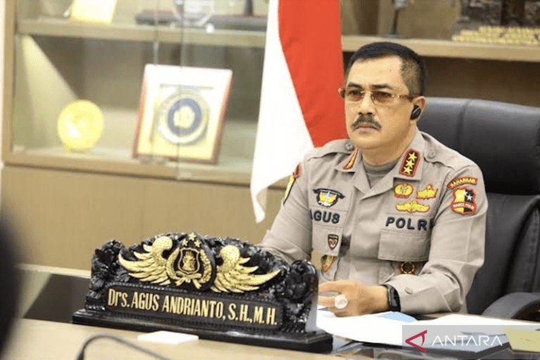 SALING SIKAT NIH…! Kabareskrim Dituding Terima Setoran: Maklumlah Kasus Brigadir Yoshua Aja Mereka Tutup-tutupi