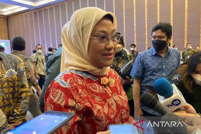 RENDAH BANGET NIH..! Kemnaker Terbitkan Permenaker Penetapan Upah Minimum 2023