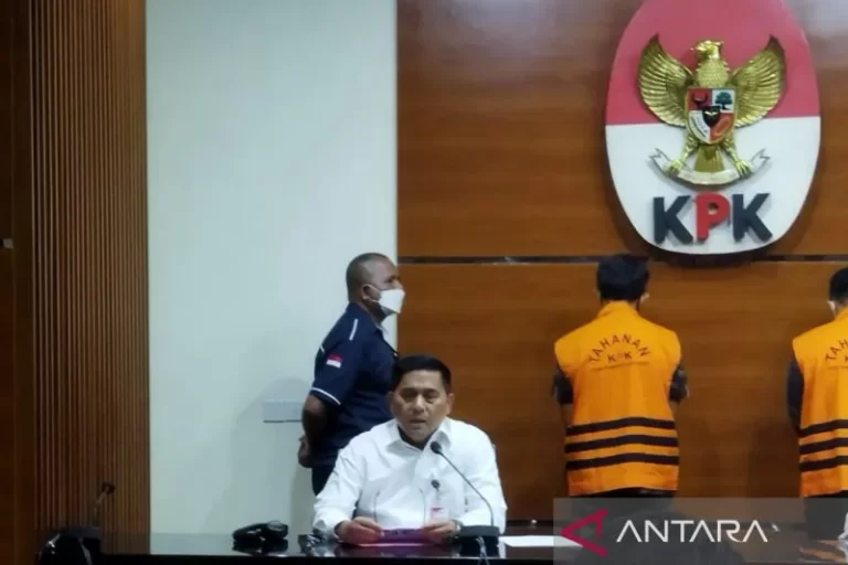 MODUSNYA JELAS BANGET…! KPK Jelaskan Konstruksi Hakim Agung Gazalba Saleh Menerima Suap