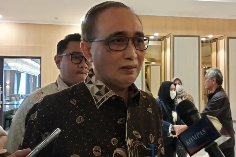 SEKALIAN BUAT PEMERASAN..? Mahkamah Agung Butuh Penyadapan Untuk Bersihkan 17,28 Persen Aparatur Bermasalah