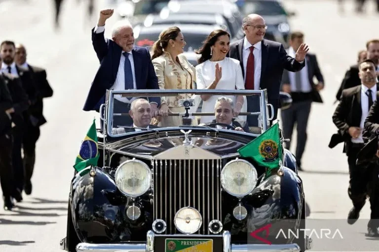 BOLSONARO KABUR KE AS..! Presiden Lula Da Silva Ambil Alih Kepemimpinan Brazil, Kecam Genosida 680.000 Orang