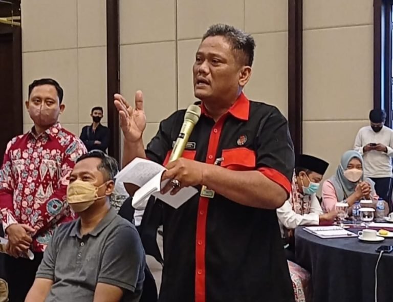 UDAH DARURAT NIH..! DKR Laporkan Kesulitan Pasien Reaktifasi PBI-BPJS: Pemerintah Lambat!