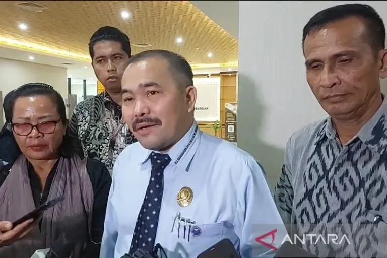 JUGA HAK GANTI RUGI DONG..! Keluarga Minta Nama Baik Brigadir Joshua Dipulihkan