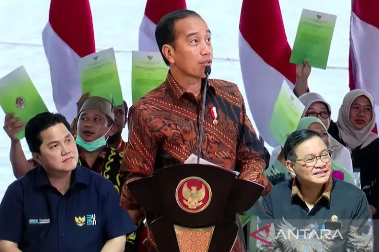 TANAH UNTUK PENGGARAP..! Presiden Jokowi Titip Jangan Telantarkan Lahan Yang Dibagikan SK-Nya