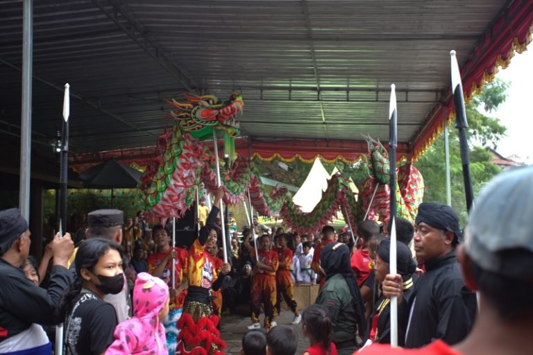INSPIRATIF NIH..! Kemandirian Sosial Warga Pinggir Kali