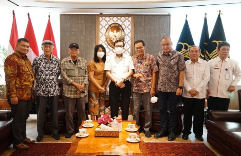 MIRIS BANGET NIH…! Begini Hambatan IDI Pada Dokter Praktek di Indonesia: Pantesan Kekurangan dan Pelayanan Buruk!
