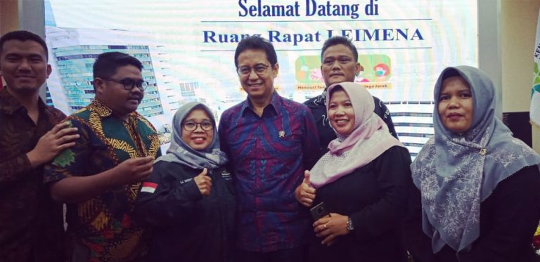 BELUM DIATASI NIH..! Forum Pejuang Honorer Nakes Indonesia Mendukung RUU Kesehatan: Jangan Ada Tenaga Honorer Kesehatan Terabaikan Pak!