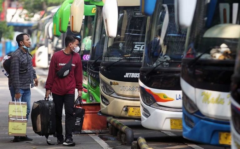 PEDULILINDUNGI GAK DIBUTUHKAN LAGI..? Menko PMK Sebut Status Vaksinasi Covid-19 Bukan Lagi Syarat Utama Pelaku Perjalanan