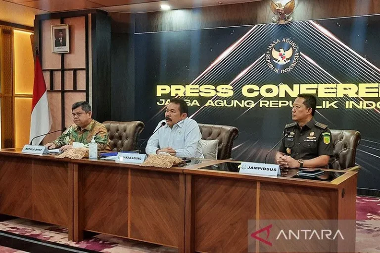 NGRAMPOK BANYAK BANGET NIH…! BPKP Sampaikan Nilai Kerugian Korupsi BTS Kominfo Rp 8,32 Triliun