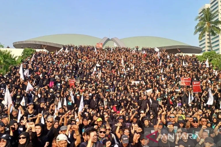 BENER NIH..! Aldera minta Pemerintah Tetapkan 21 Mei Sebagai Hari Reformasi
