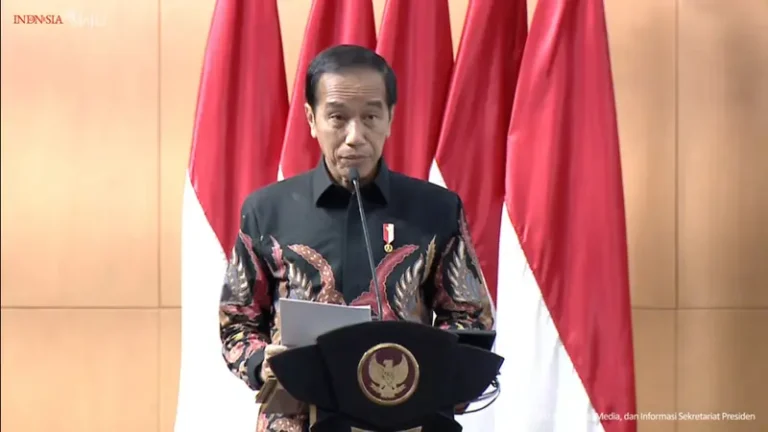 INDONESIA MEMBAIK NIH..! 96 Negara Jadi Pasien IMF, Jokowi: Dunia Geger!