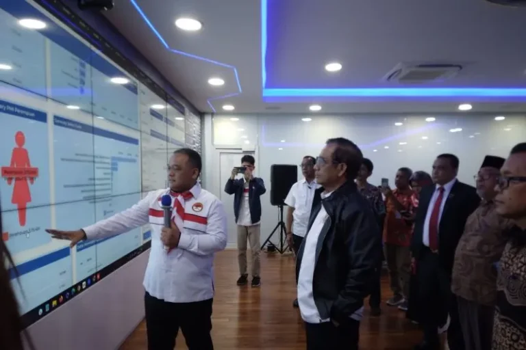 SIKAT BANDAR BESARNYA DONG..! Mahfud MD: BP2MI Sedang Perangi Tikus-tikus yang Menggerogoti Kabel-kabel Pembangunan Kita!