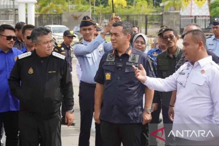 TANGKAP BEKINGNYA DONG…! Ditjen Imigrasi Tunda Keberangkatan 10.000 WNI Untuk Cegah TPPO