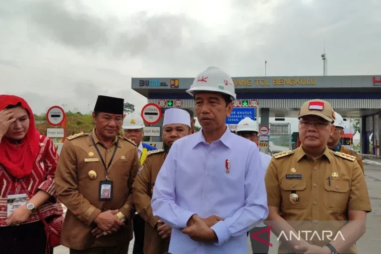 ANGGARAN PEMERINTAH BESAR BANGET…! Terkait PPDB, Jokowi Minta Pemda Pastikan Semua Anak Bisa Sekolah Gratis