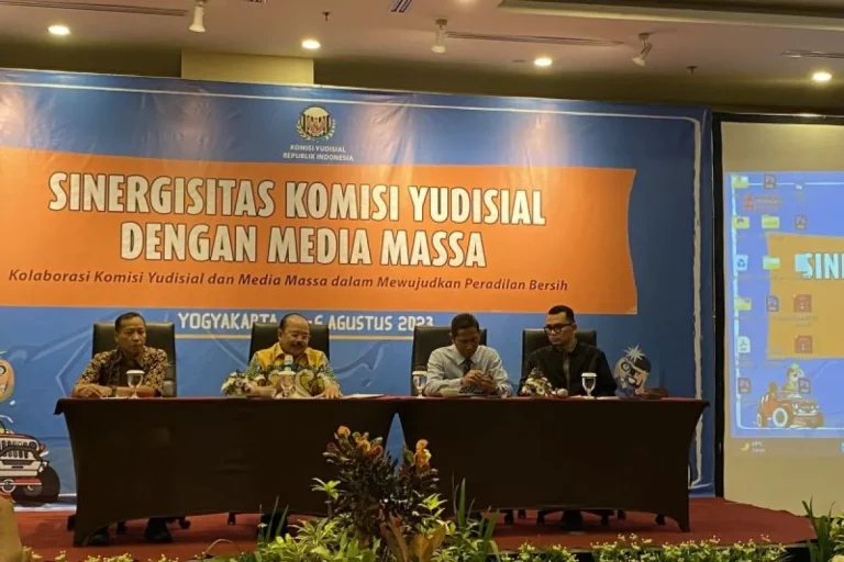 SIKAT MAFIA PENGADILAN..! KY dan Polri Bikin MoU Untuk Bisa Jemput Paksa Hakim Bermasalah